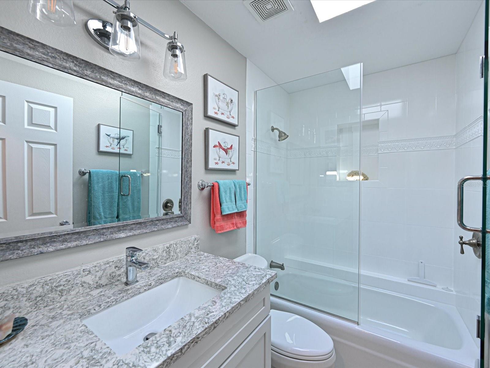 10404 SANDPIPER RD W, BRADENTON, FL, 34209