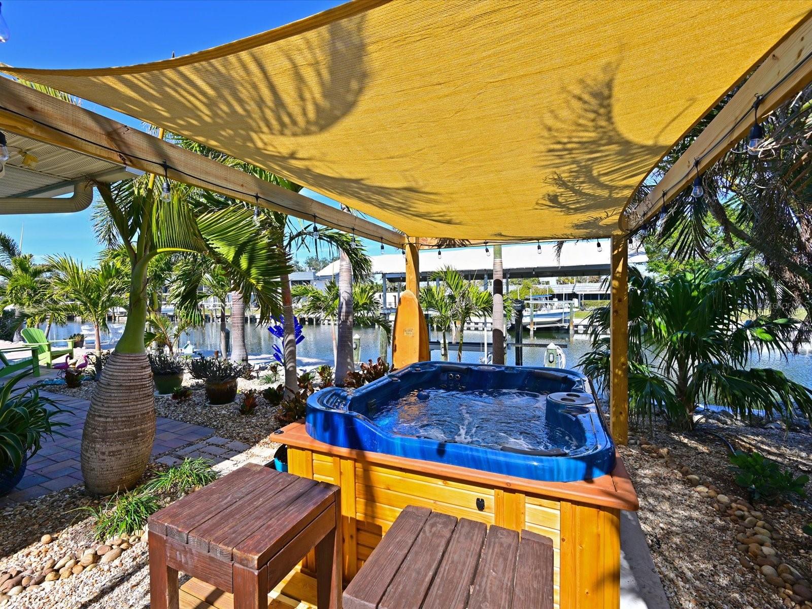 10404 SANDPIPER RD W, BRADENTON, FL, 34209