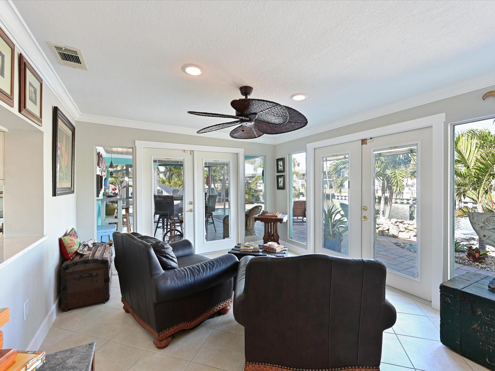 10404 SANDPIPER RD W, BRADENTON, FL, 34209