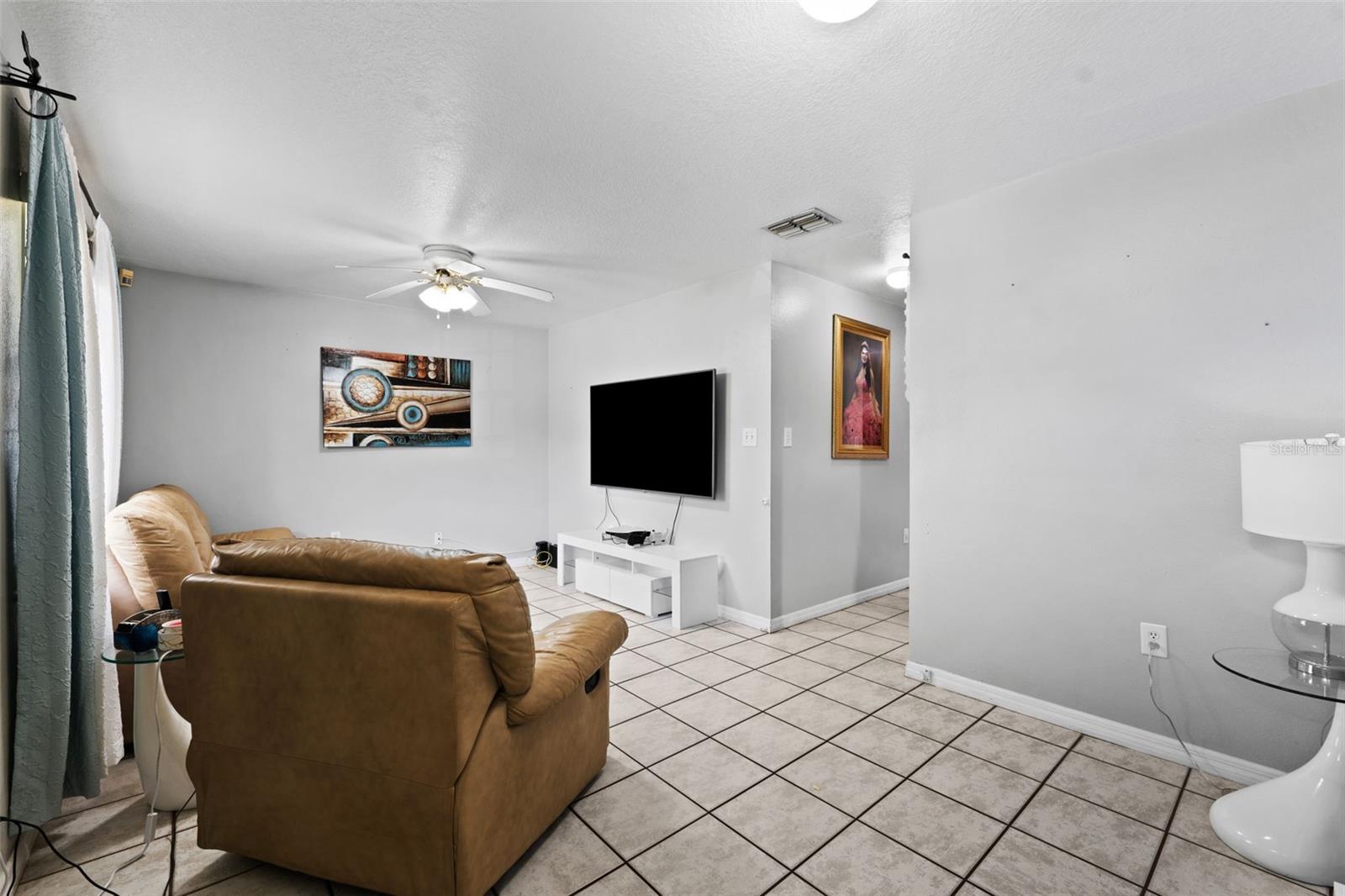 3334 W HEITER ST, TAMPA, FL, 33607