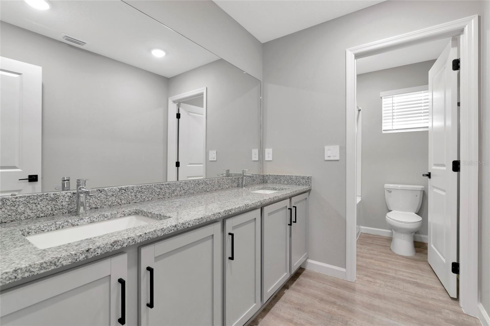 12362 CADES BAY CIR, LAKEWOOD RANCH, FL, 34211