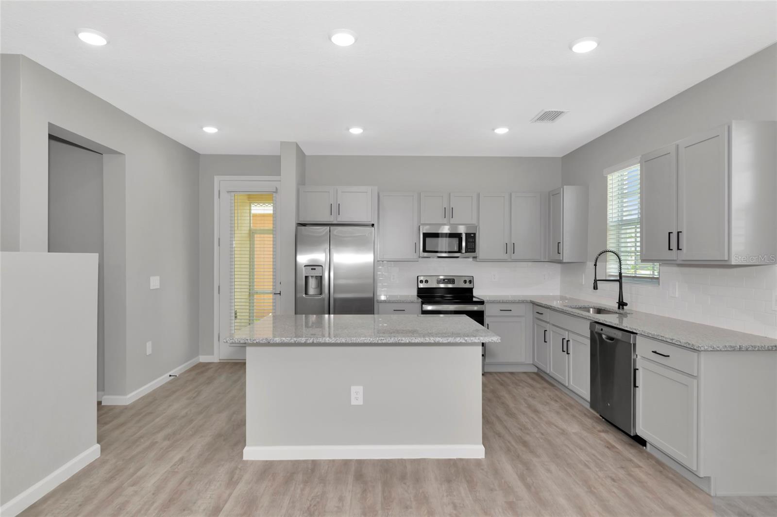 12362 CADES BAY CIR, LAKEWOOD RANCH, FL, 34211