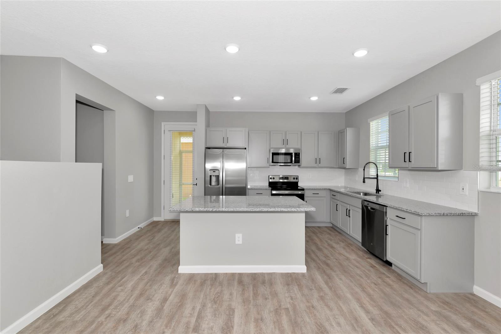 12362 CADES BAY CIR, LAKEWOOD RANCH, FL, 34211