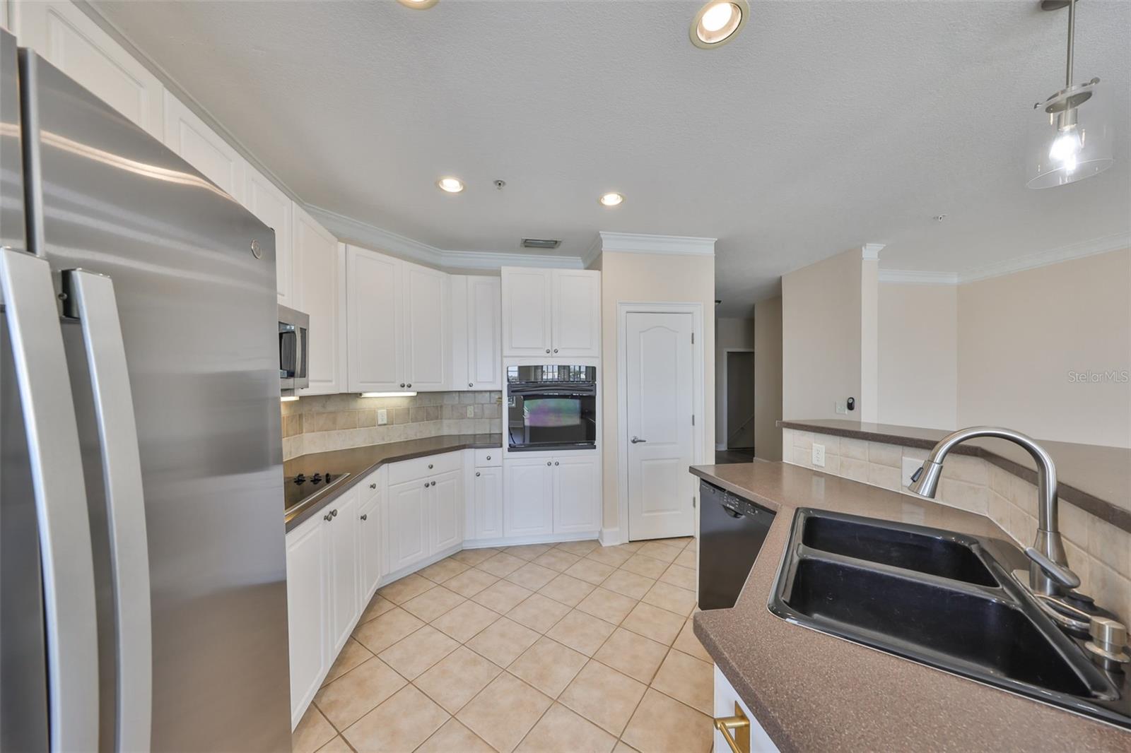 6440 SUNSET BAY CIR, APOLLO BEACH, FL, 33572