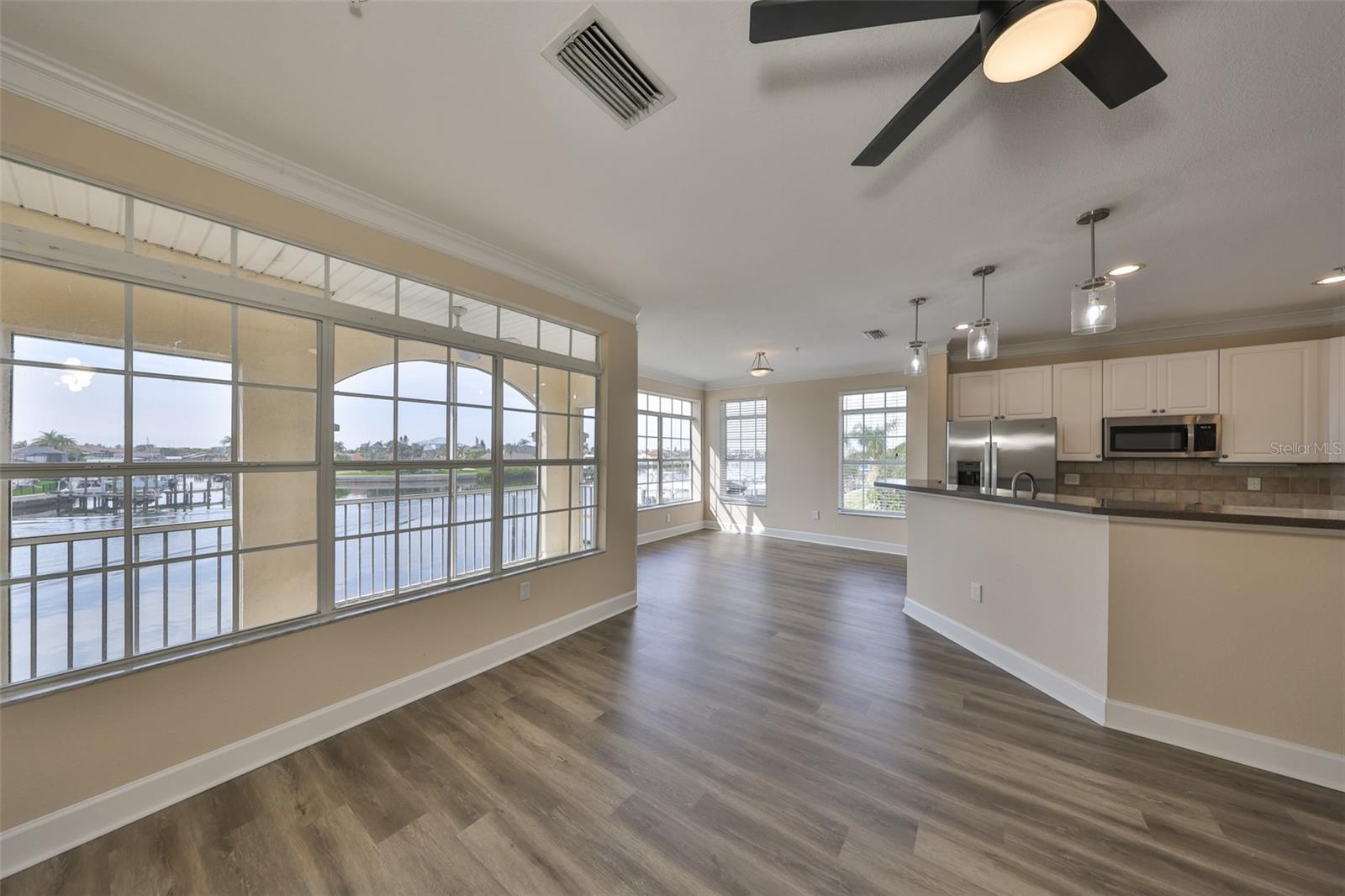 6440 SUNSET BAY CIR, APOLLO BEACH, FL, 33572