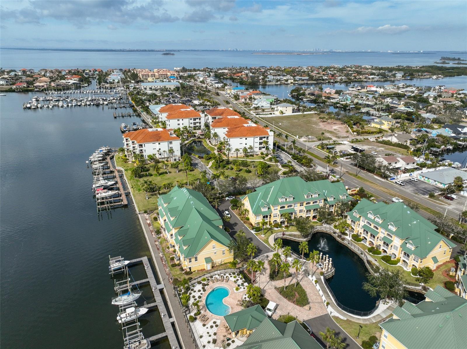 6440 SUNSET BAY CIR, APOLLO BEACH, FL, 33572