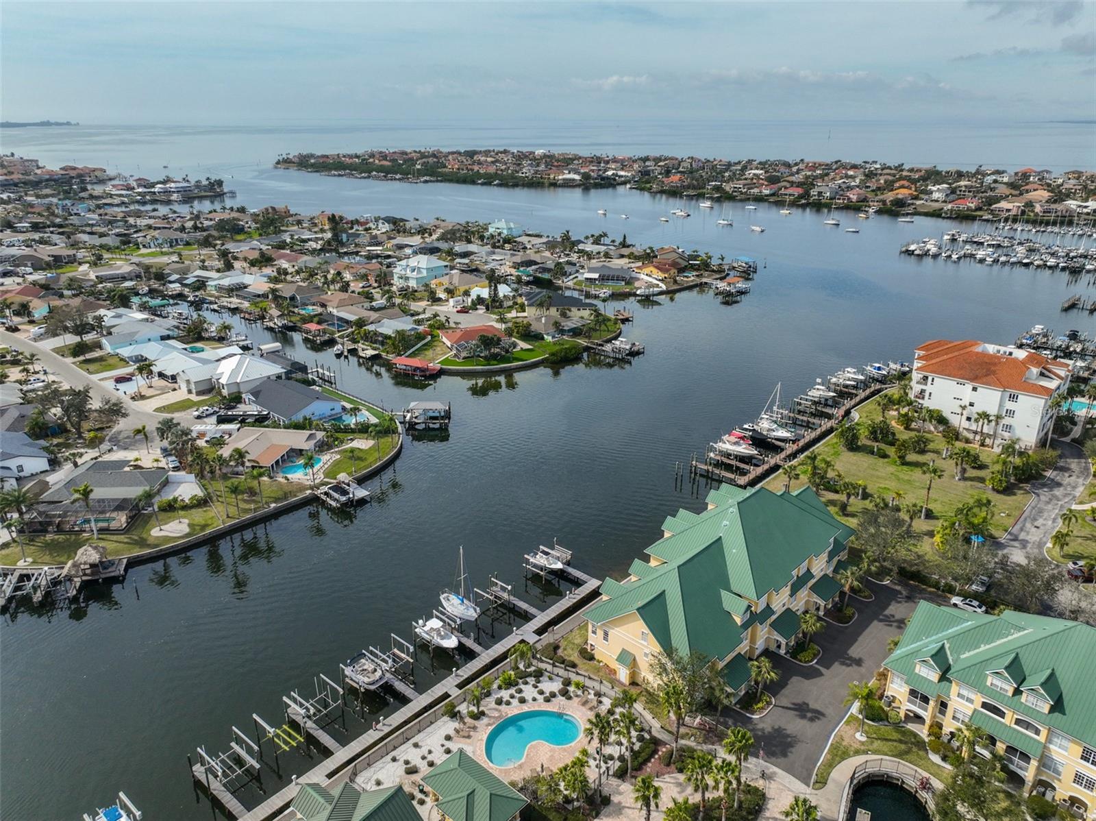 6440 SUNSET BAY CIR, APOLLO BEACH, FL, 33572