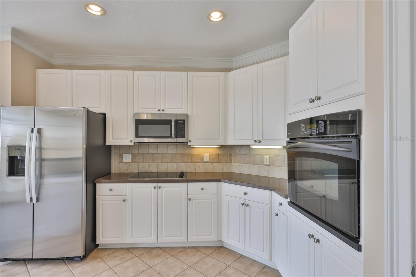 6440 SUNSET BAY CIR, APOLLO BEACH, FL, 33572