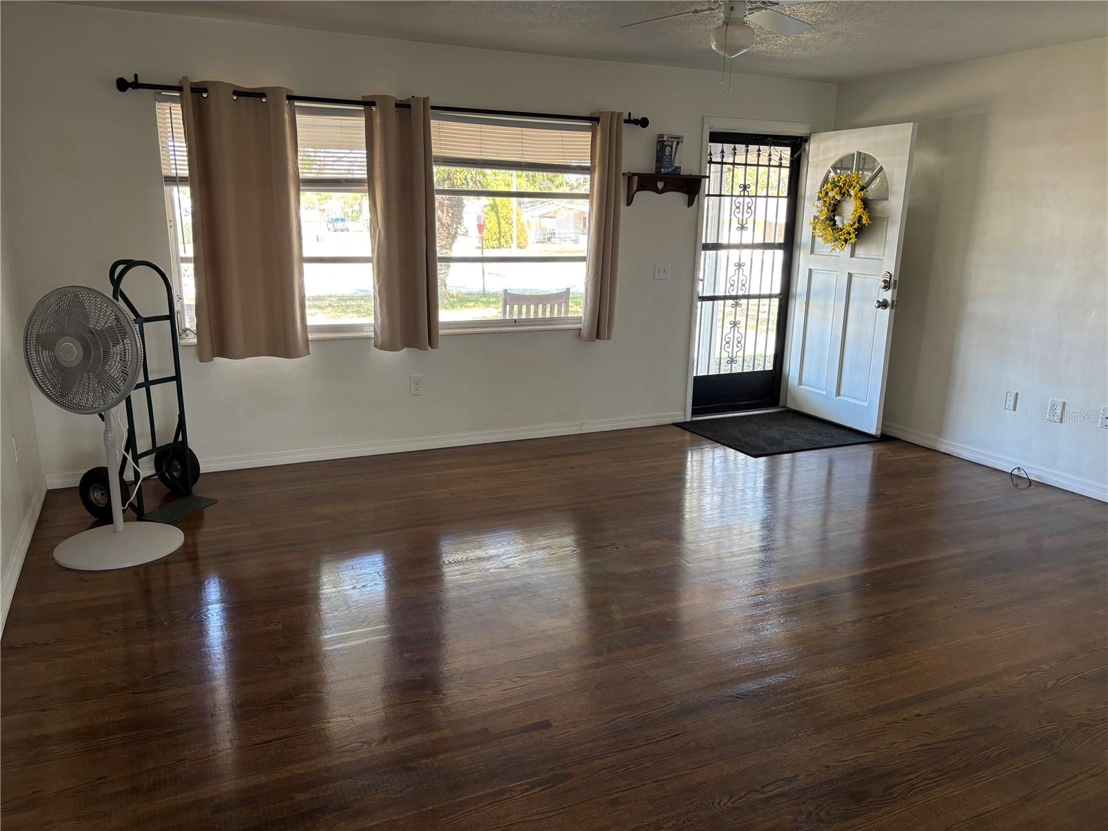 250 E ROBERTS ST, ORANGE CITY, FL, 32763