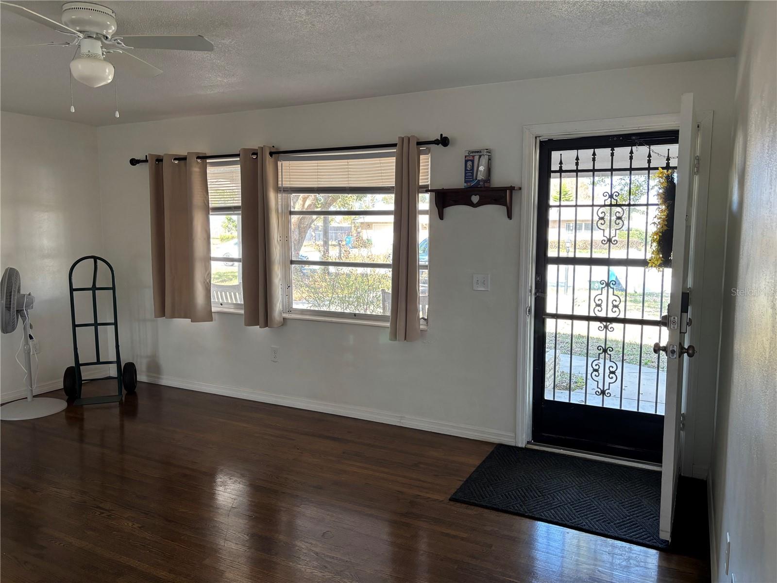 250 E ROBERTS ST, ORANGE CITY, FL, 32763