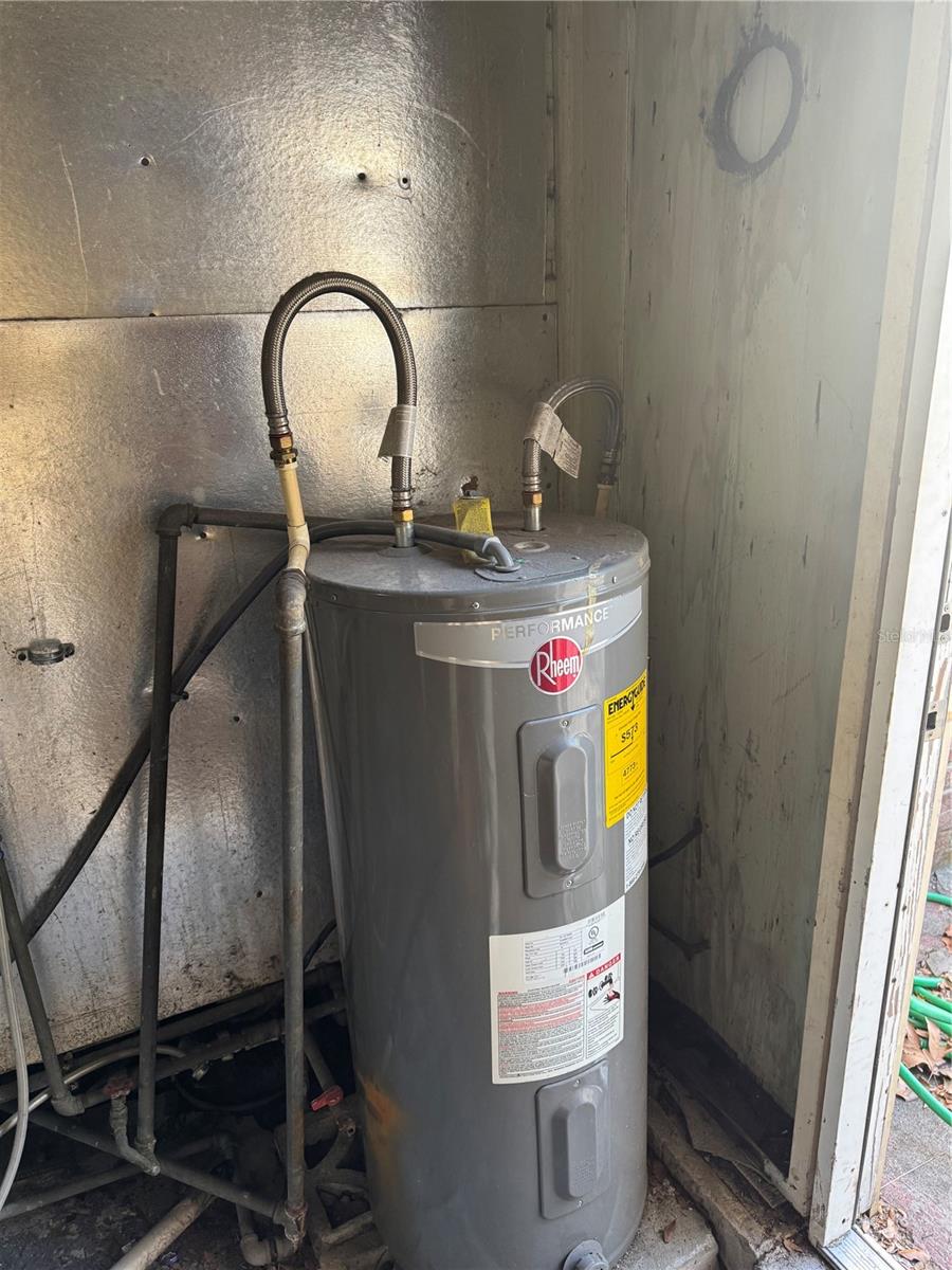 3235 24TH ST N, ST PETERSBURG, FL, 33713