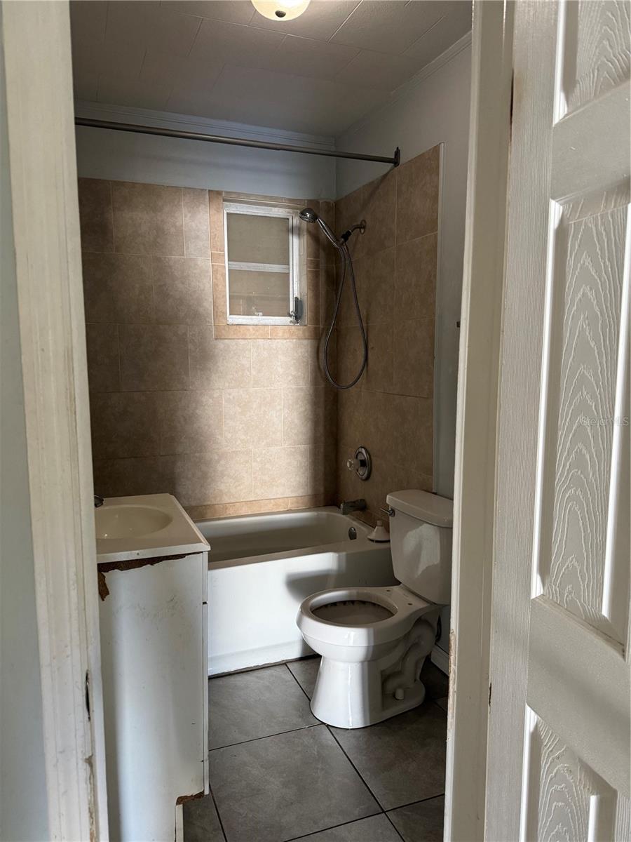 3235 24TH ST N, ST PETERSBURG, FL, 33713