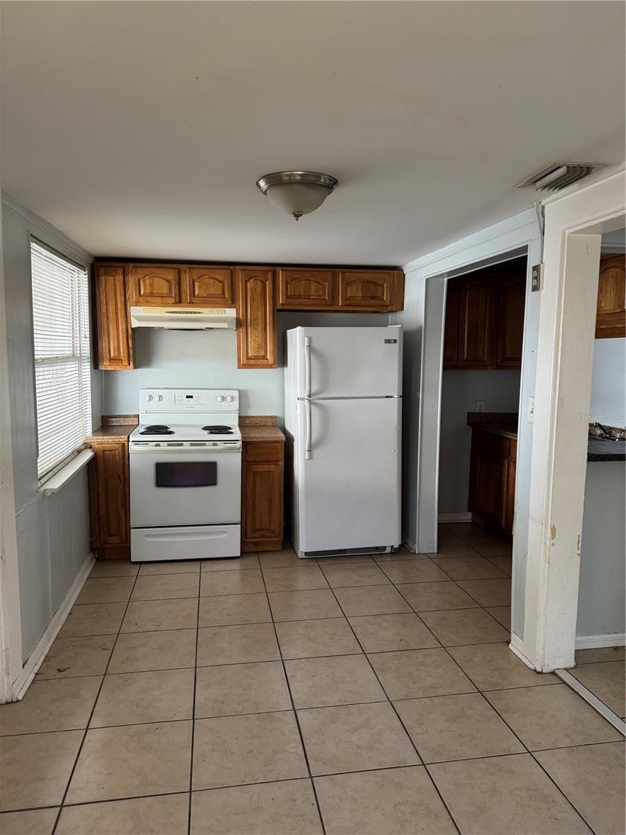 3235 24TH ST N, ST PETERSBURG, FL, 33713