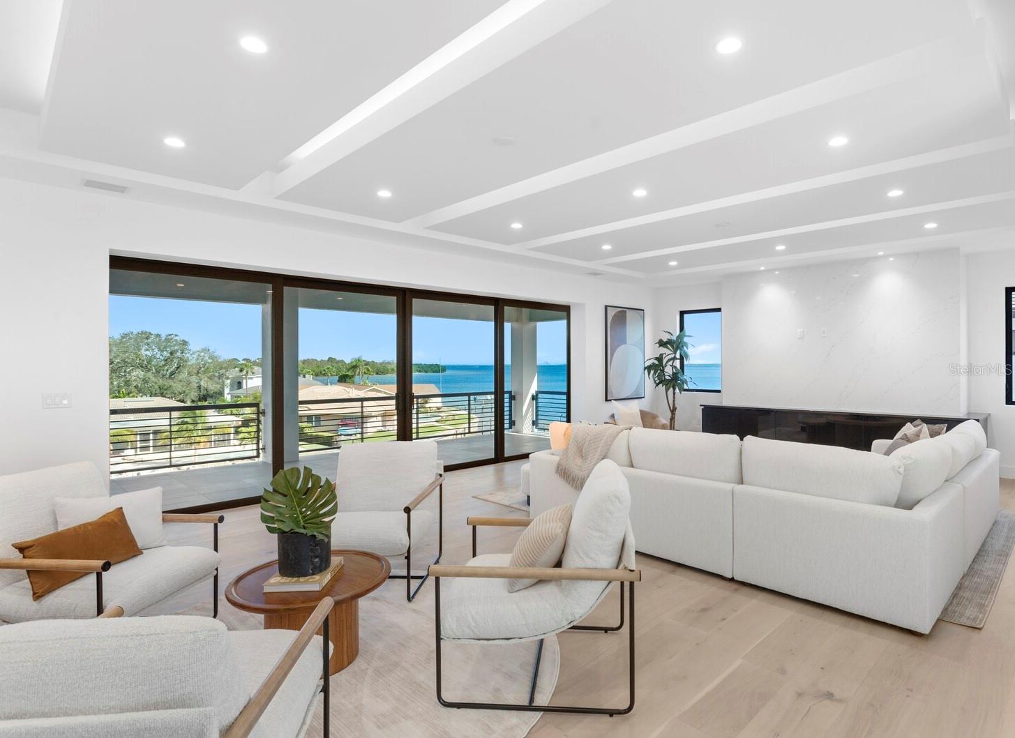 TB8344767 Property Photo