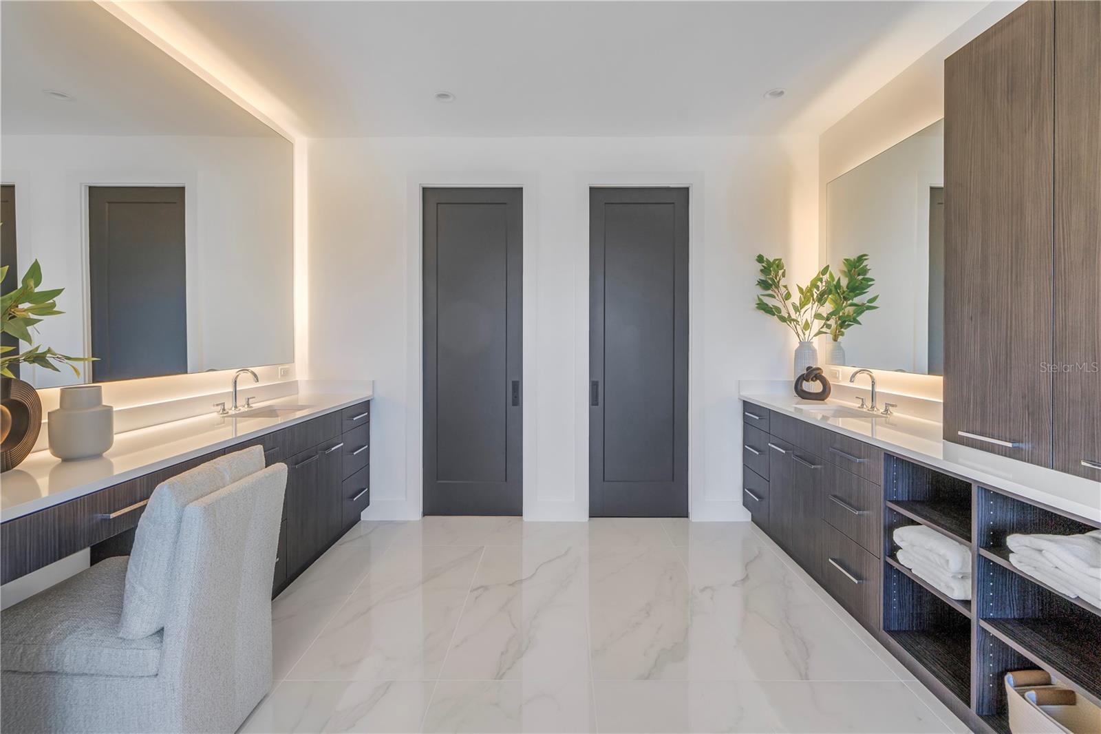 TB8344767 Property Photo