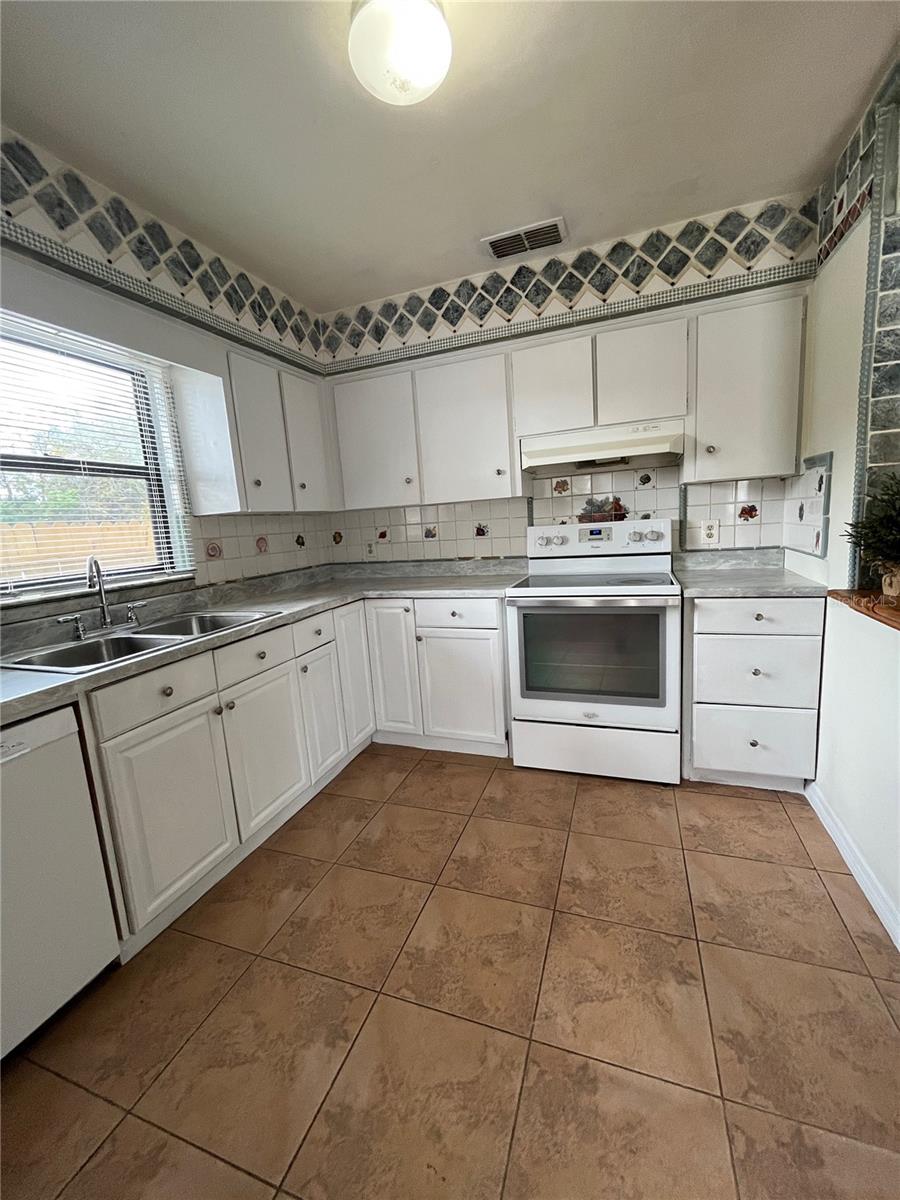 6659 WESTMONT DR, ORLANDO, FL, 32835