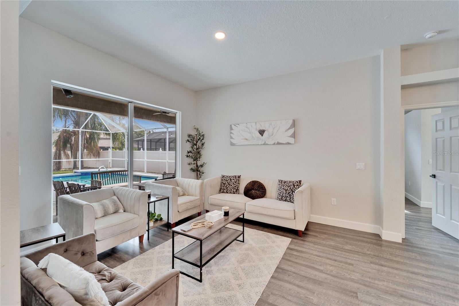 5206 WHISPERING LEAF TRL, VALRICO, FL, 33596