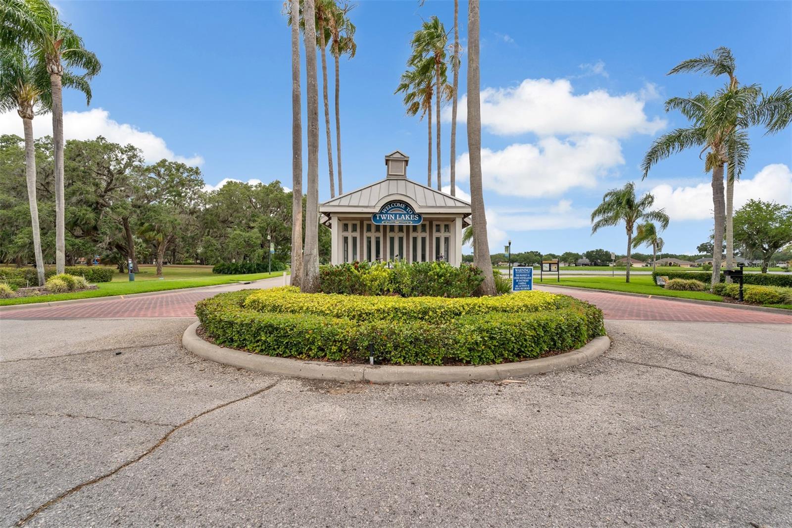 5206 WHISPERING LEAF TRL, VALRICO, FL, 33596