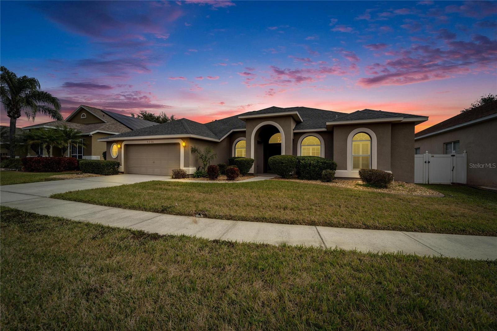 5206 WHISPERING LEAF TRL, VALRICO, FL, 33596