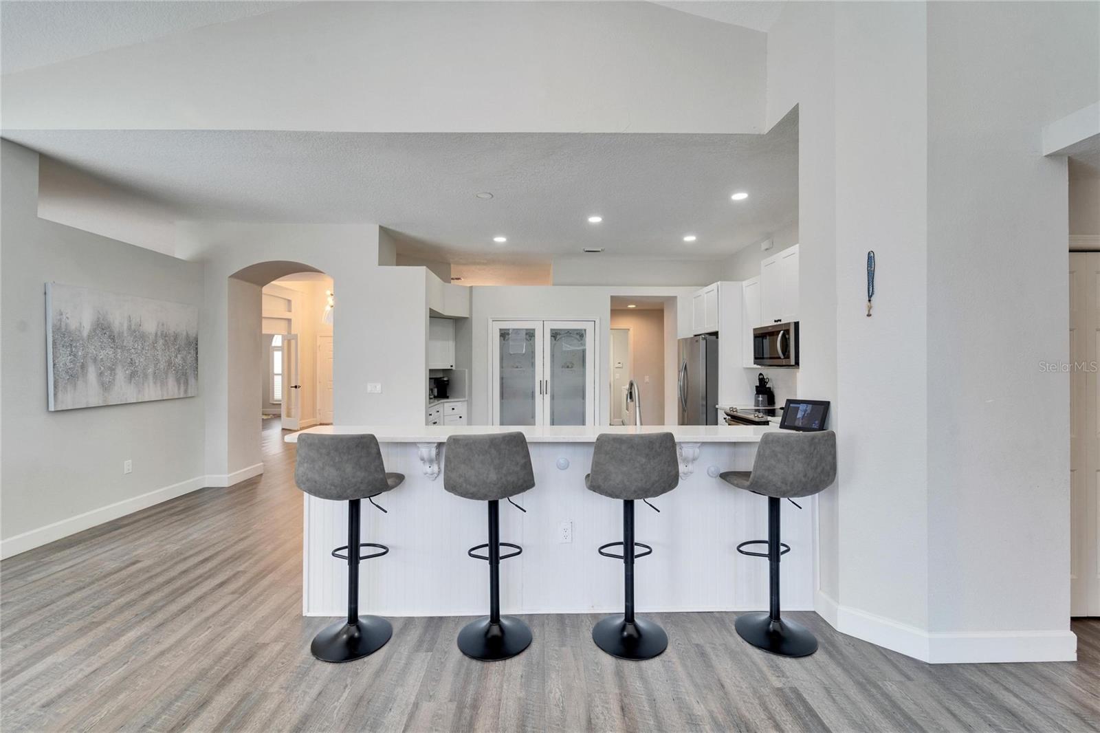 5206 WHISPERING LEAF TRL, VALRICO, FL, 33596