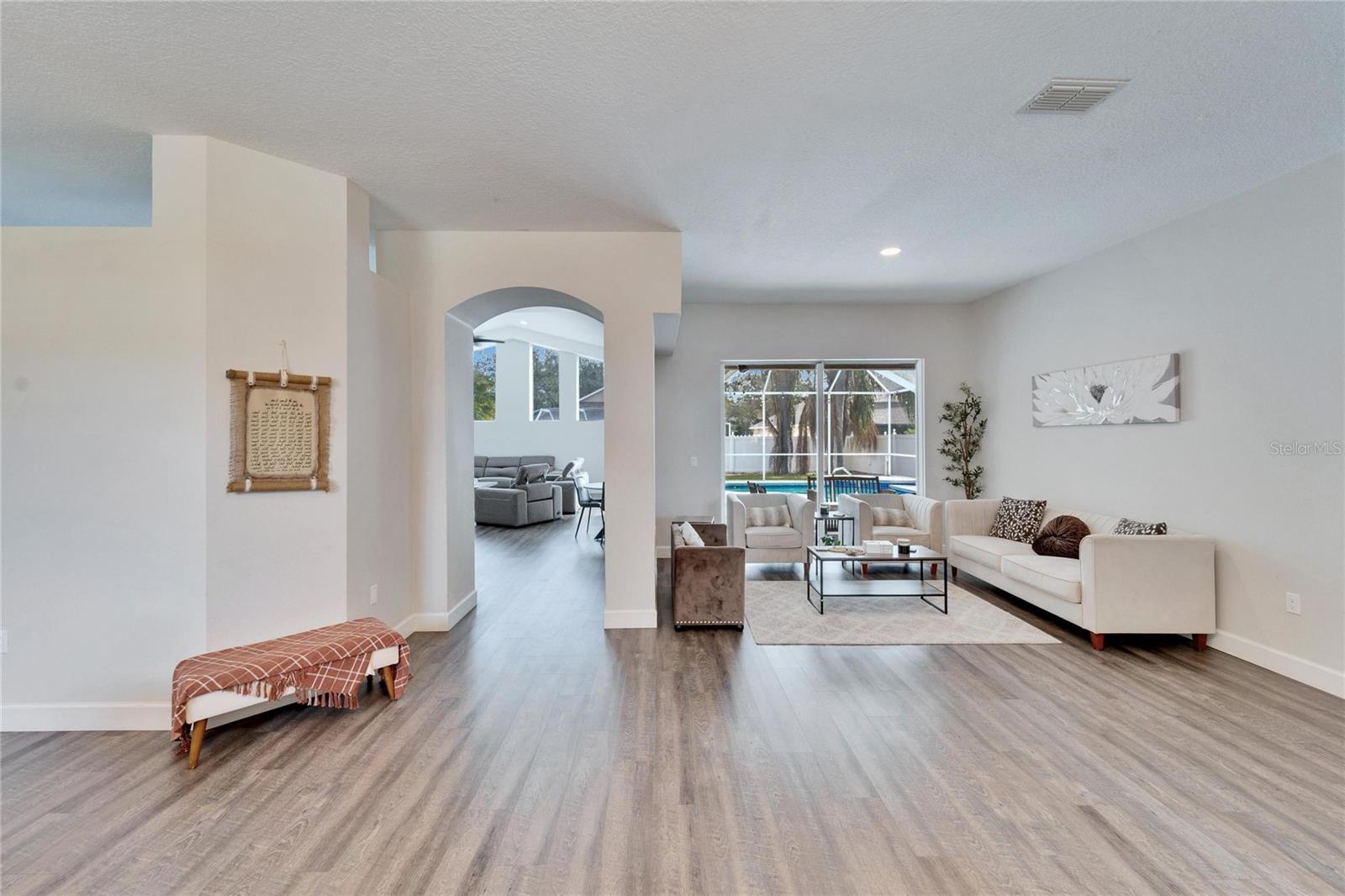 5206 WHISPERING LEAF TRL, VALRICO, FL, 33596