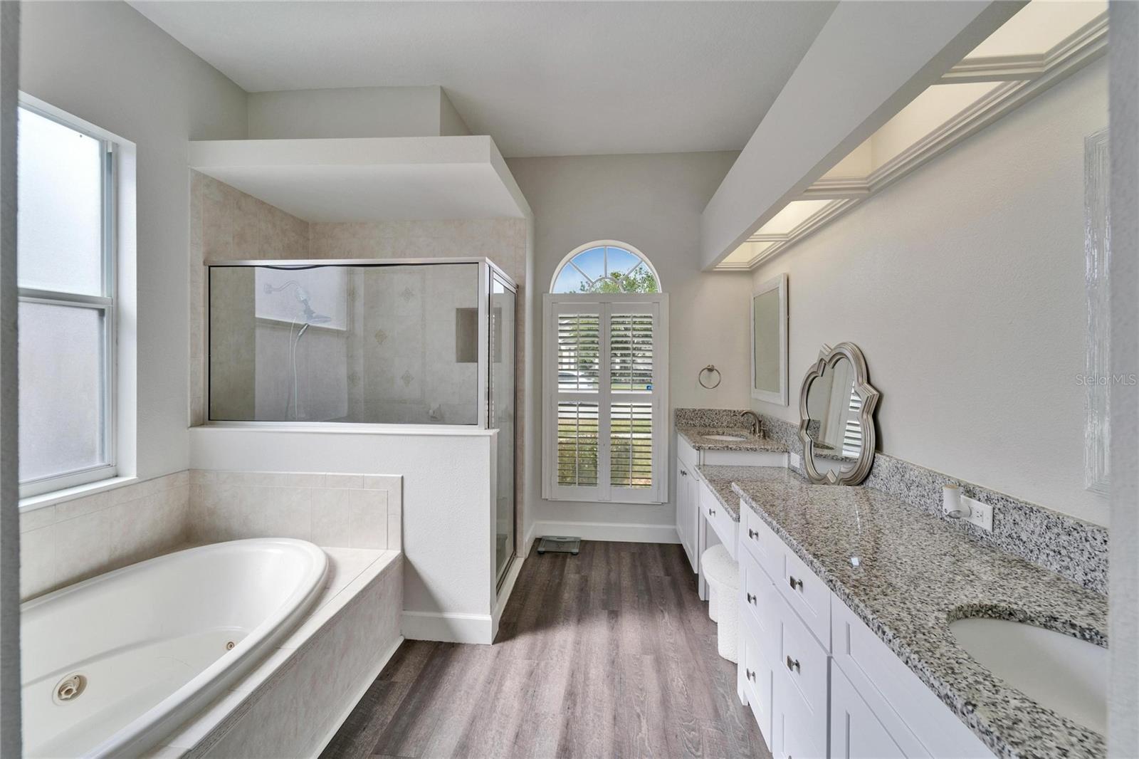 5206 WHISPERING LEAF TRL, VALRICO, FL, 33596