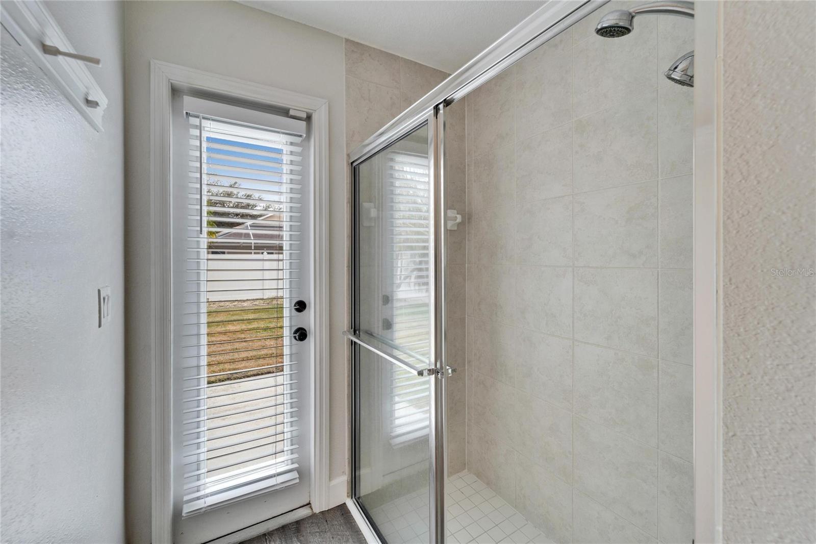 5206 WHISPERING LEAF TRL, VALRICO, FL, 33596