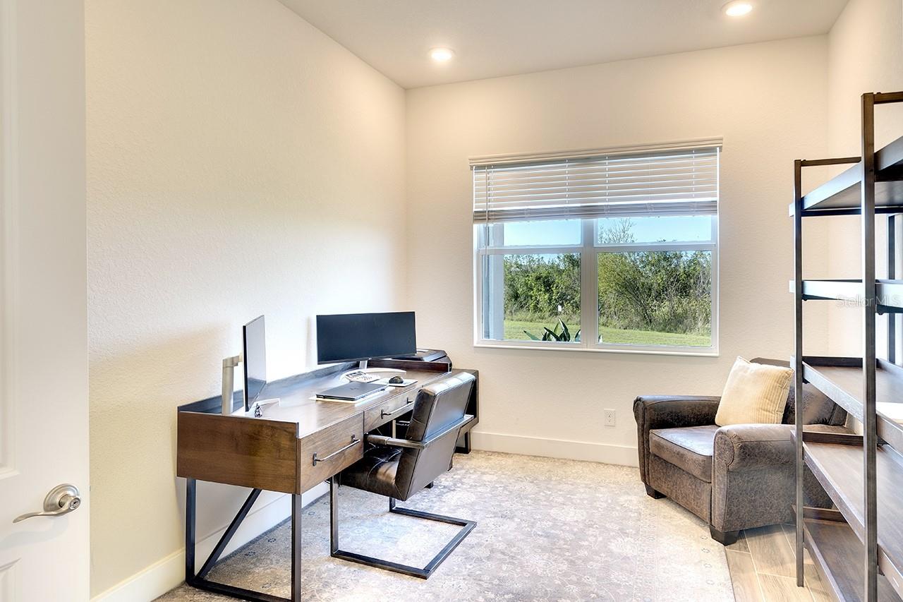 8066 REDONDA LOOP, BRADENTON, FL, 34202