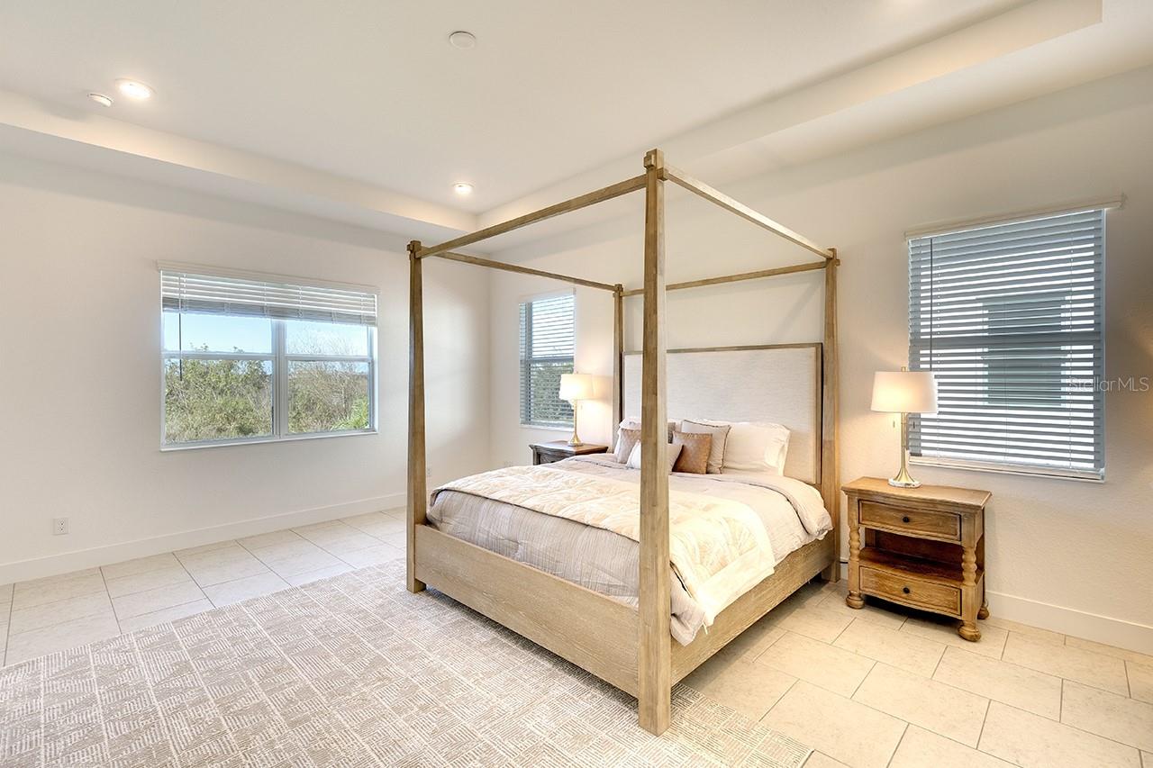8066 REDONDA LOOP, BRADENTON, FL, 34202