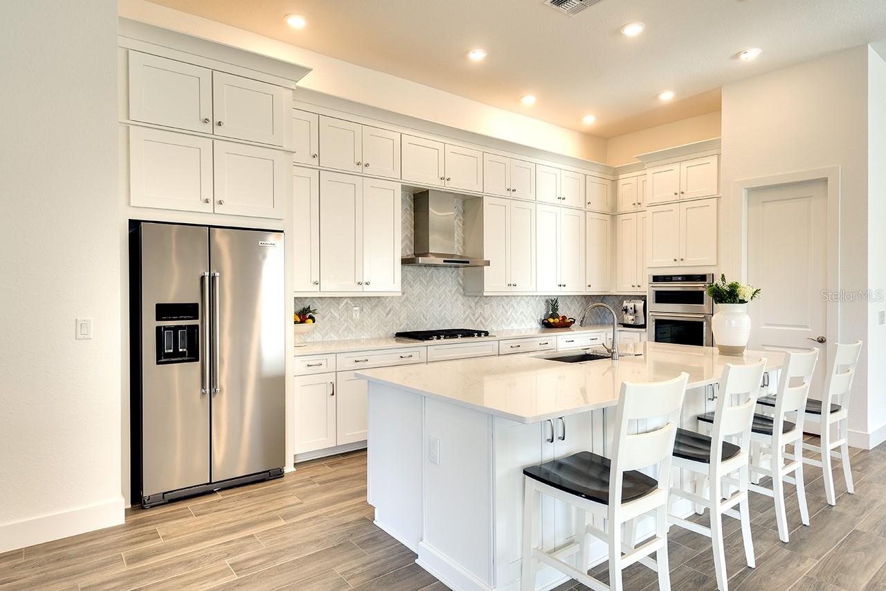 8066 REDONDA LOOP, BRADENTON, FL, 34202