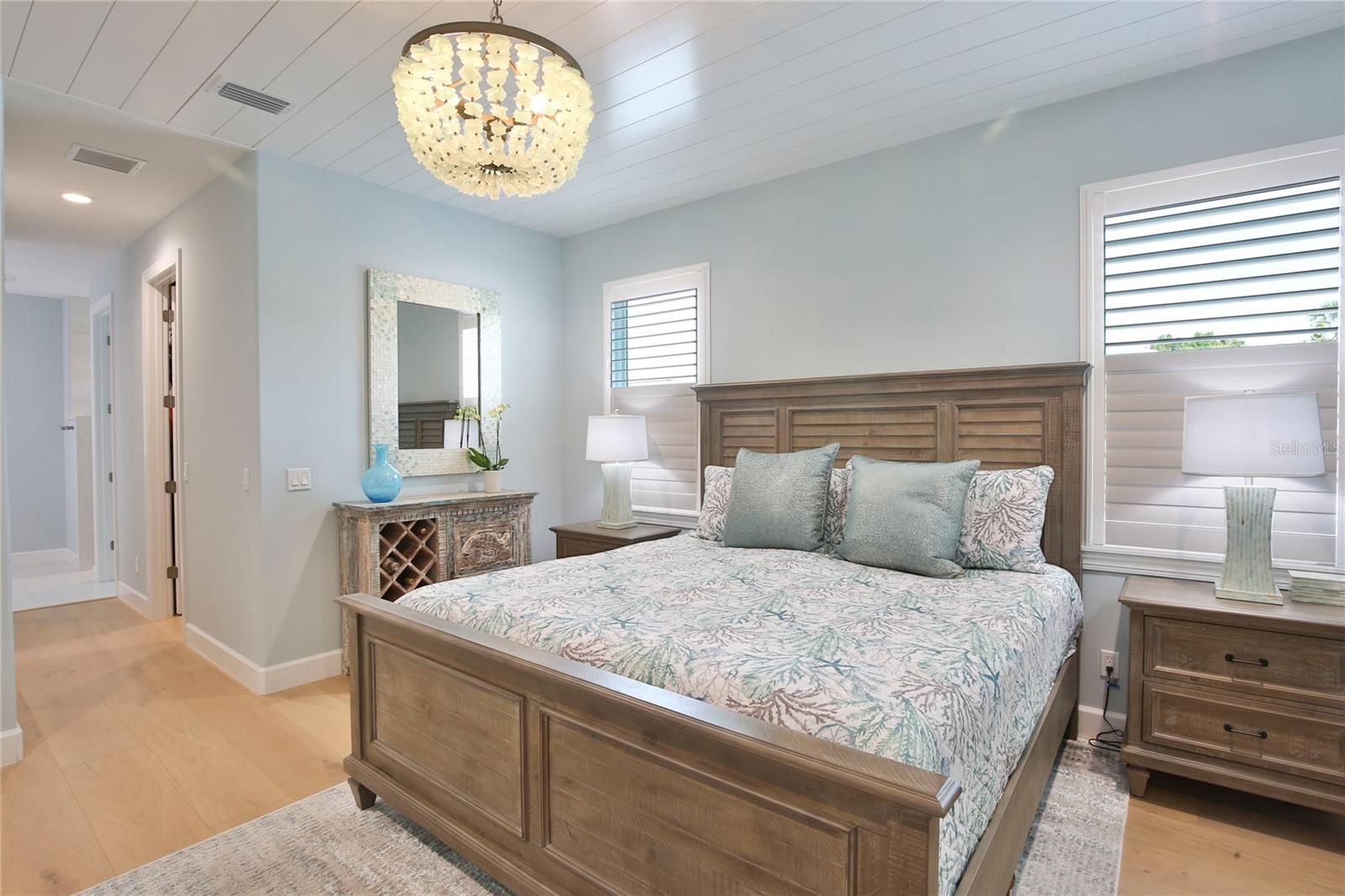 262 ISLAND CIR, SARASOTA, FL, 34242