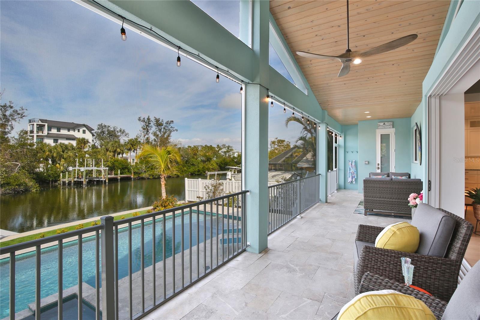 262 ISLAND CIR, SARASOTA, FL, 34242