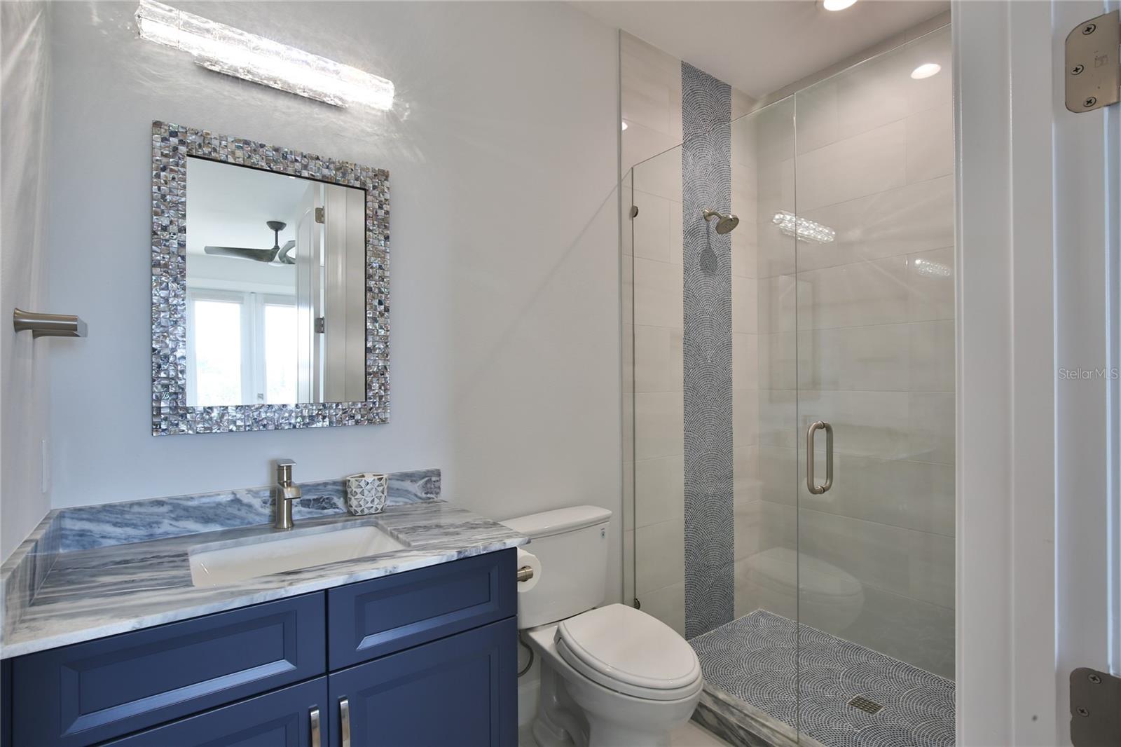 262 ISLAND CIR, SARASOTA, FL, 34242