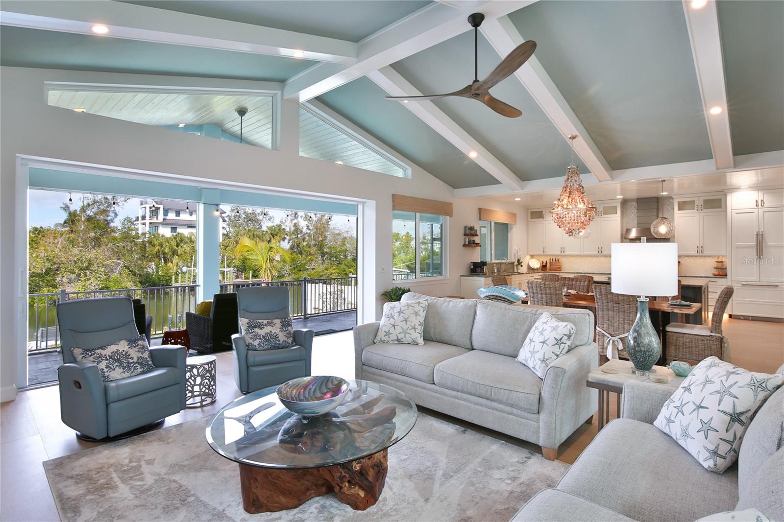 262 ISLAND CIR, SARASOTA, FL, 34242