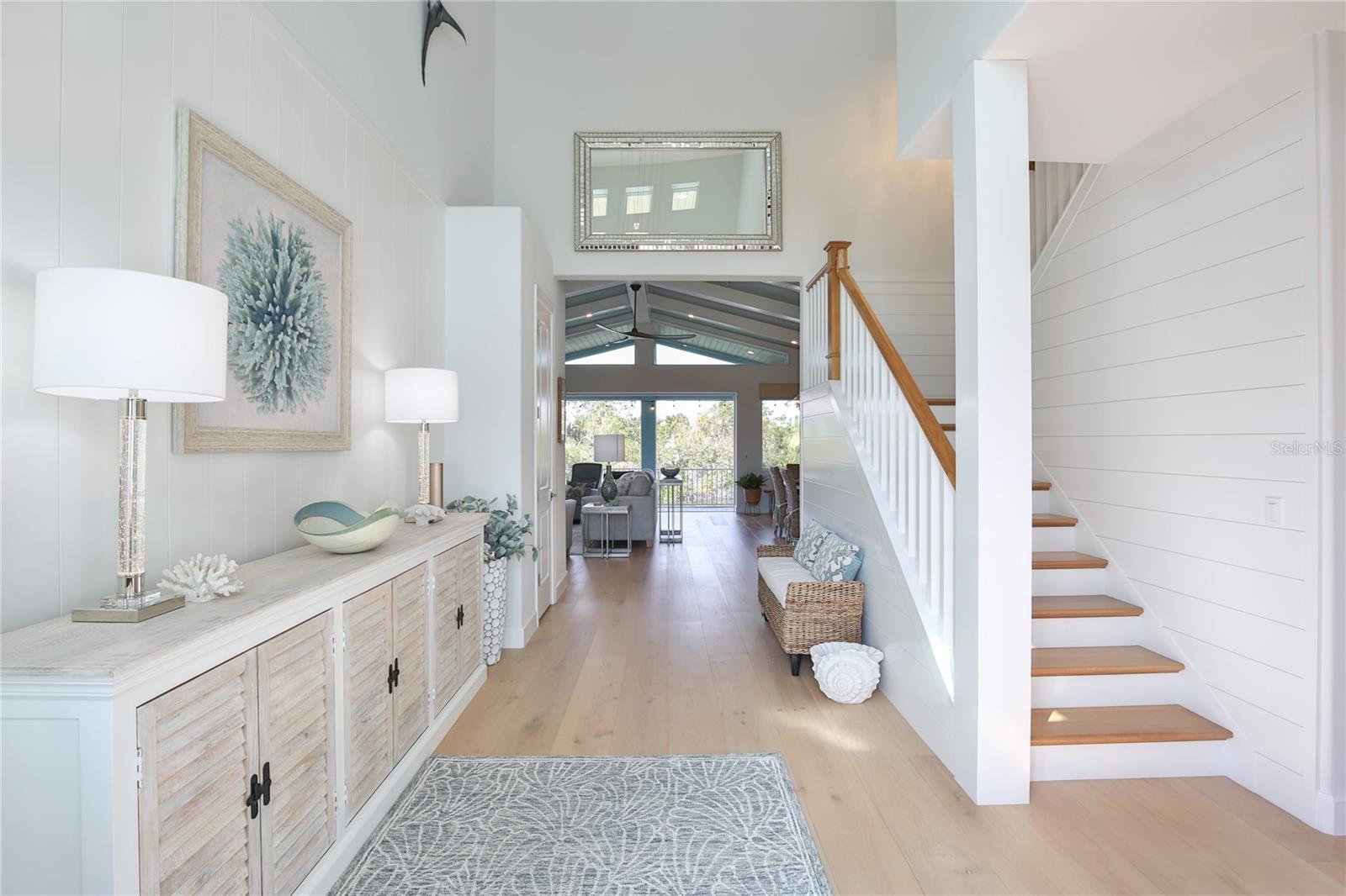 262 ISLAND CIR, SARASOTA, FL, 34242