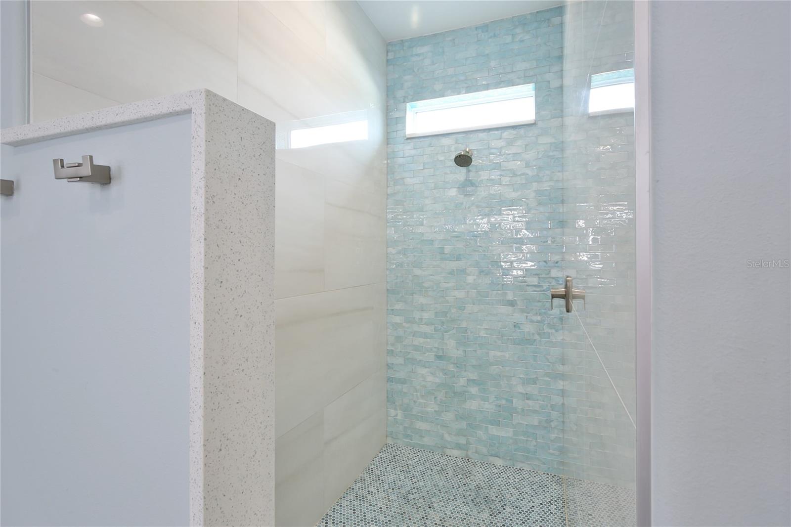 262 ISLAND CIR, SARASOTA, FL, 34242