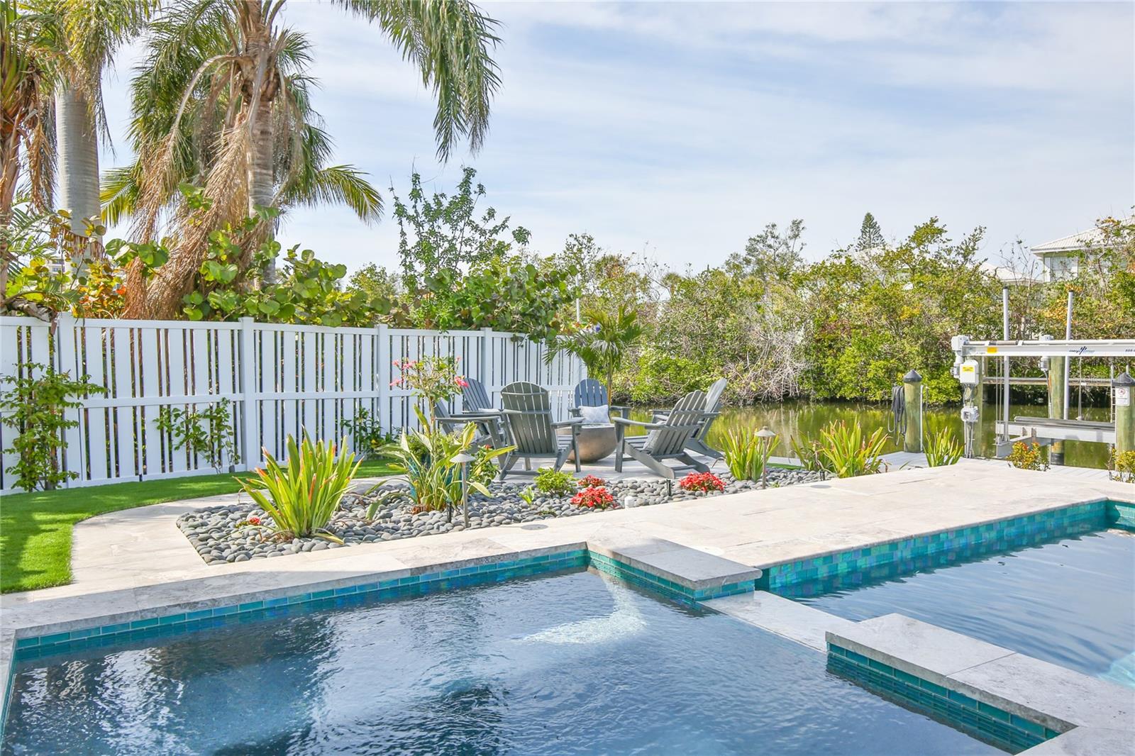262 ISLAND CIR, SARASOTA, FL, 34242