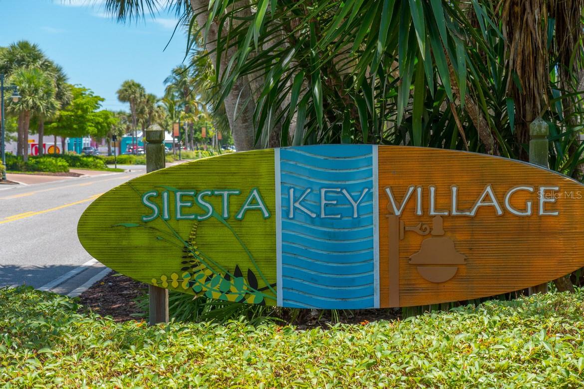 262 ISLAND CIR, SARASOTA, FL, 34242