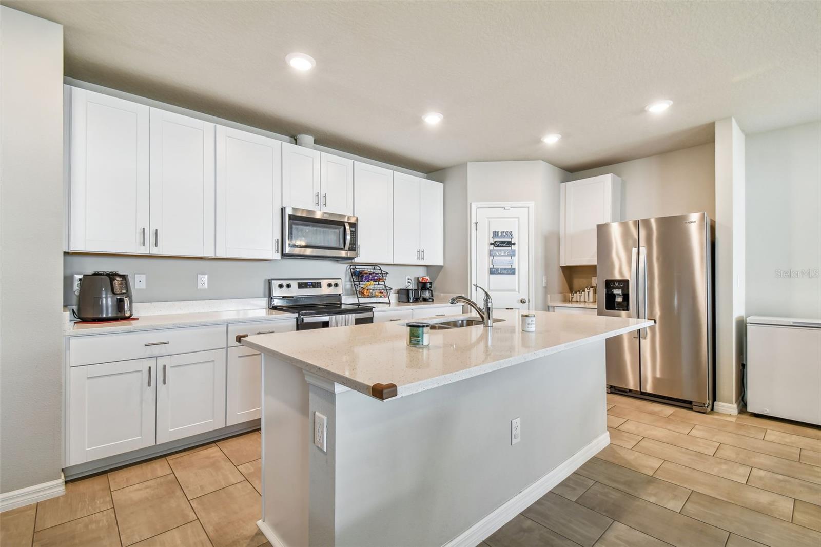2252 MAXIMILIAN AVE, SPRING HILL, FL, 34609