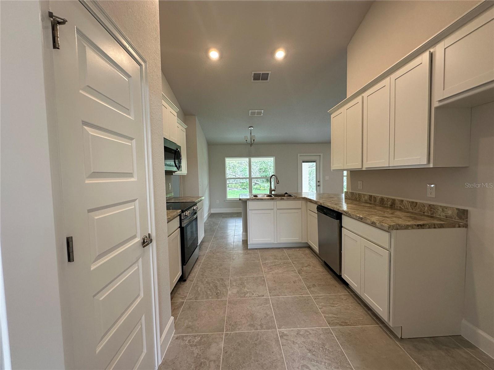 77 OLIVE DR, OCALA, FL, 34472