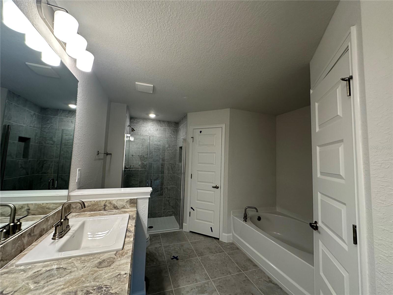 77 OLIVE DR, OCALA, FL, 34472