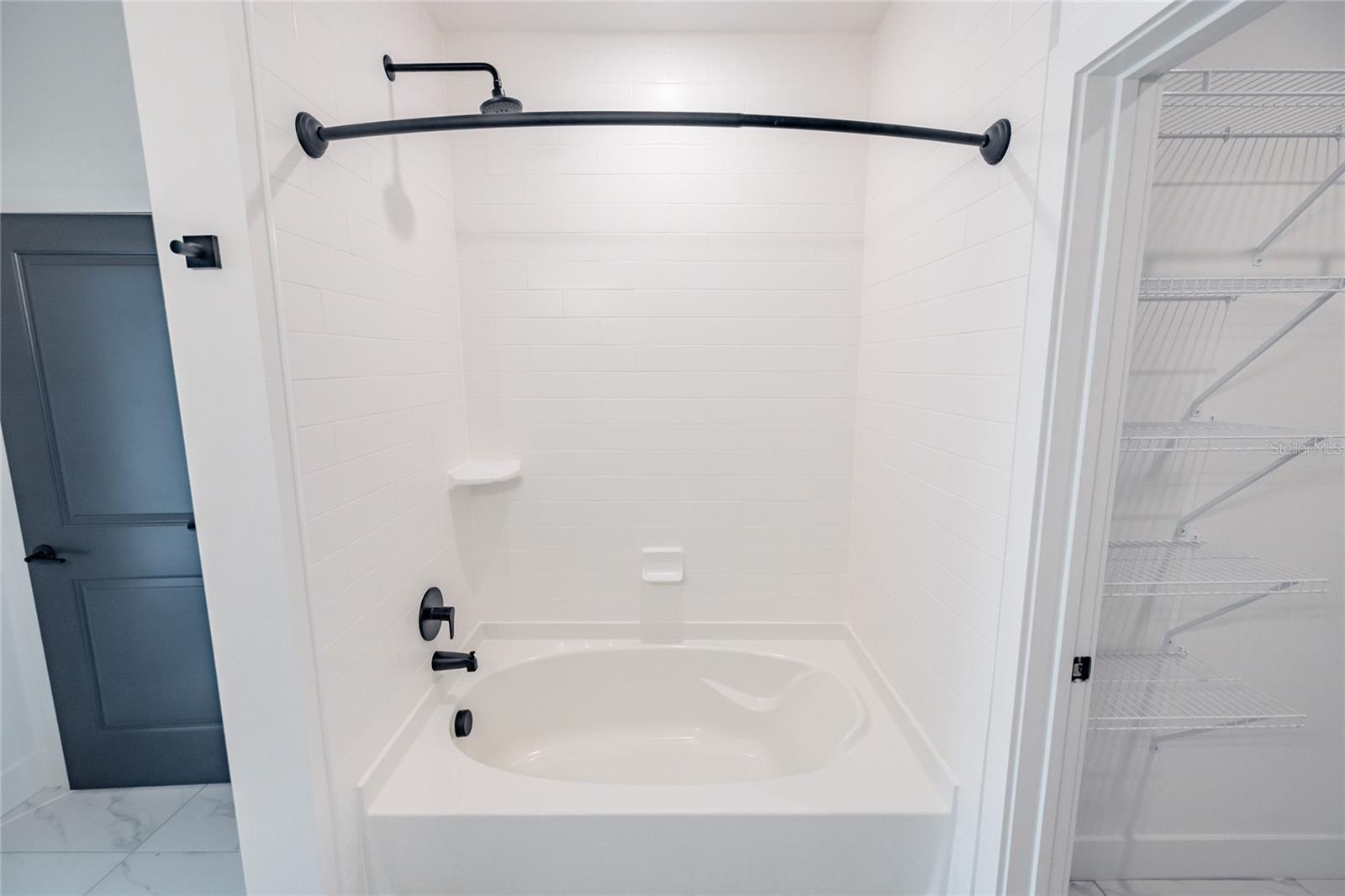 1420 LAKEFRONT DR #7403, SARASOTA, FL, 34240