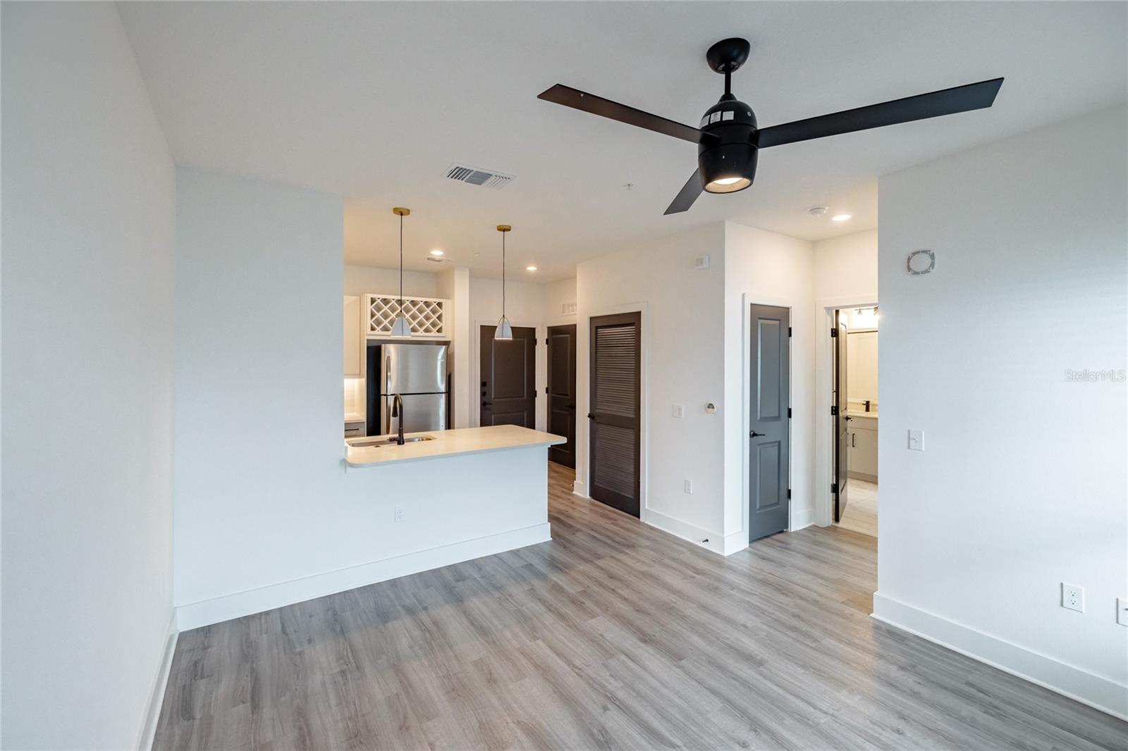 1420 LAKEFRONT DR #7403, SARASOTA, FL, 34240