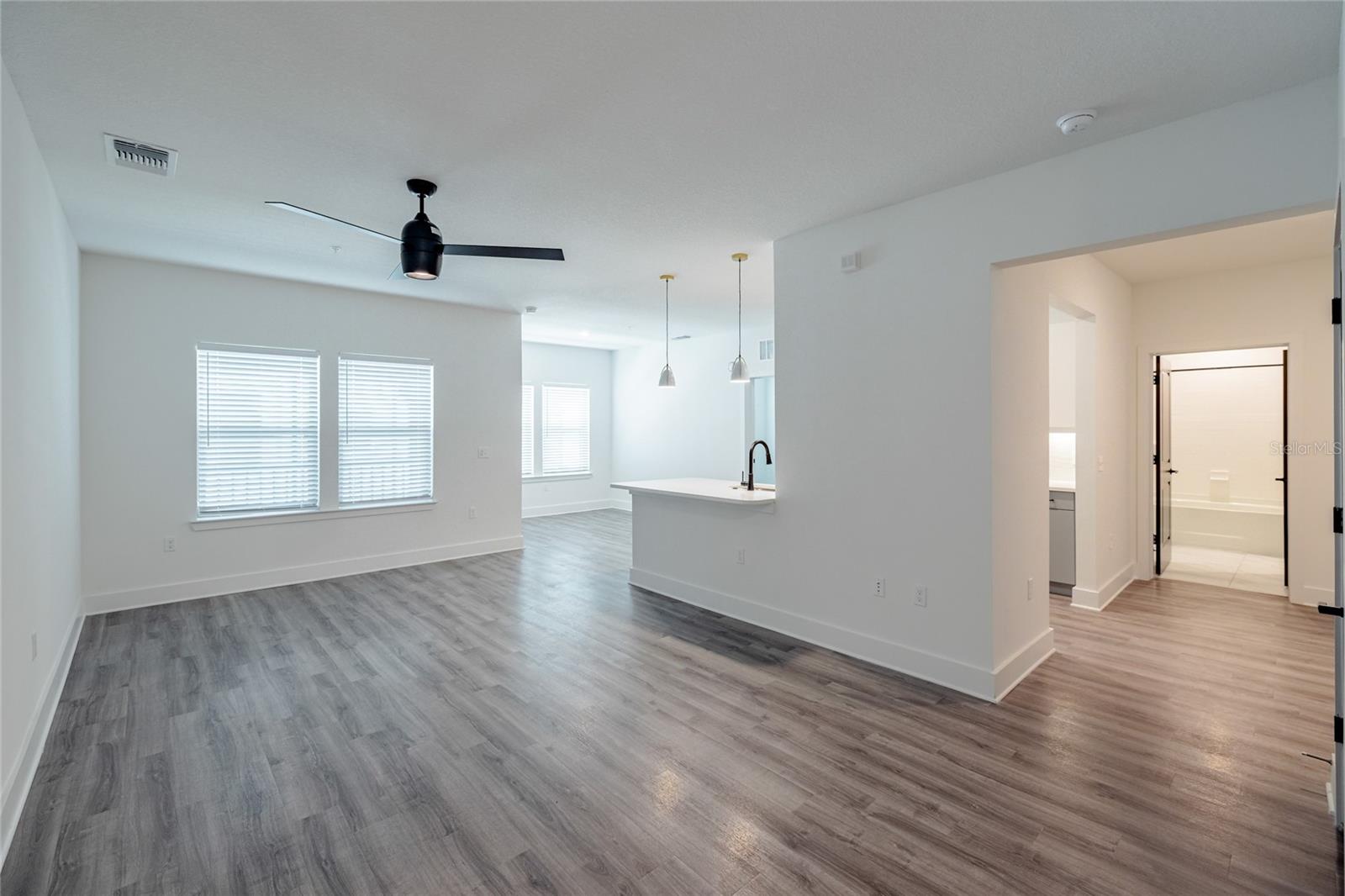 1420 LAKEFRONT DR #7113, SARASOTA, FL, 34240