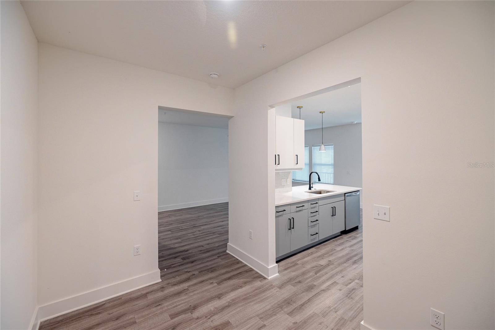 1420 LAKEFRONT DR #7113, SARASOTA, FL, 34240