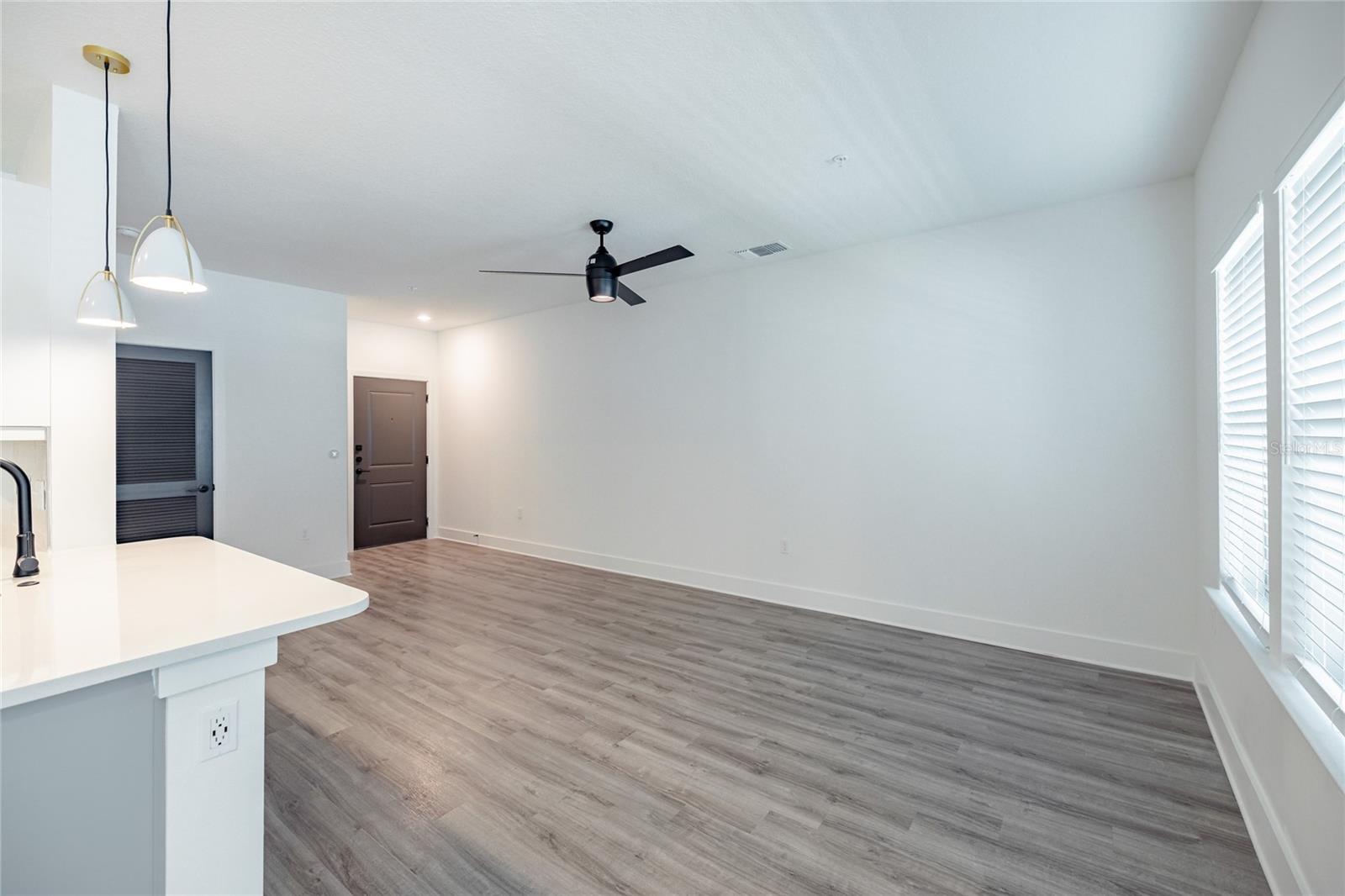 1420 LAKEFRONT DR #7113, SARASOTA, FL, 34240