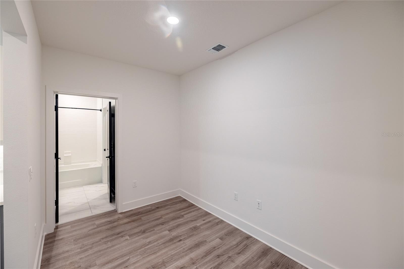 1420 LAKEFRONT DR #7113, SARASOTA, FL, 34240