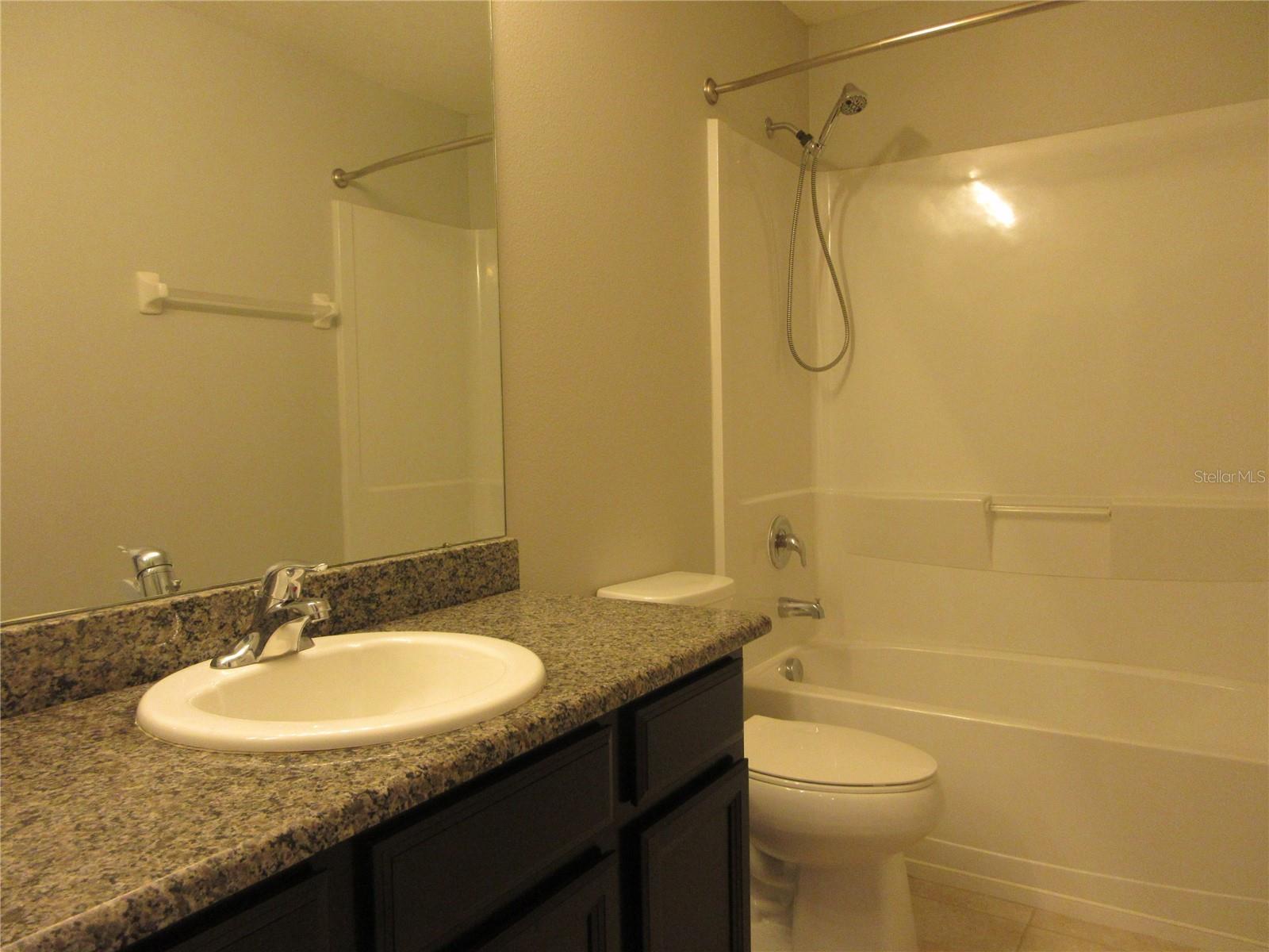 7064 TOWNE LAKE RD, RIVERVIEW, FL, 33578