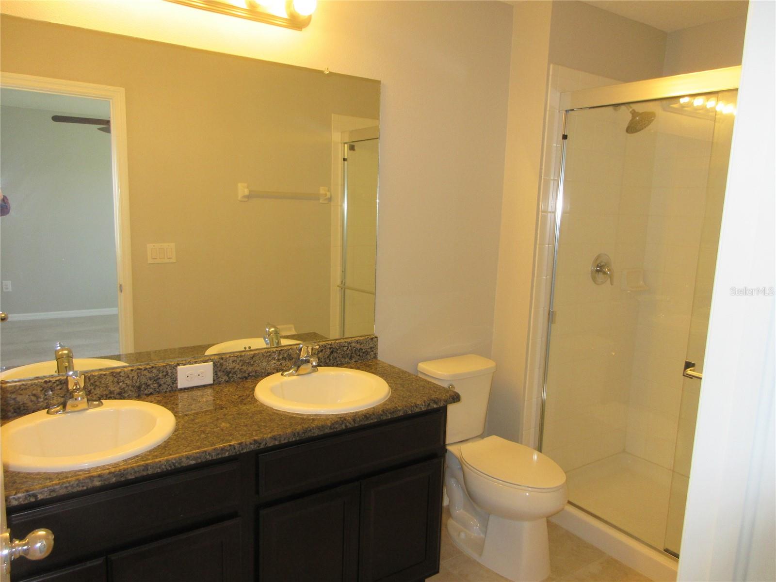 7064 TOWNE LAKE RD, RIVERVIEW, FL, 33578