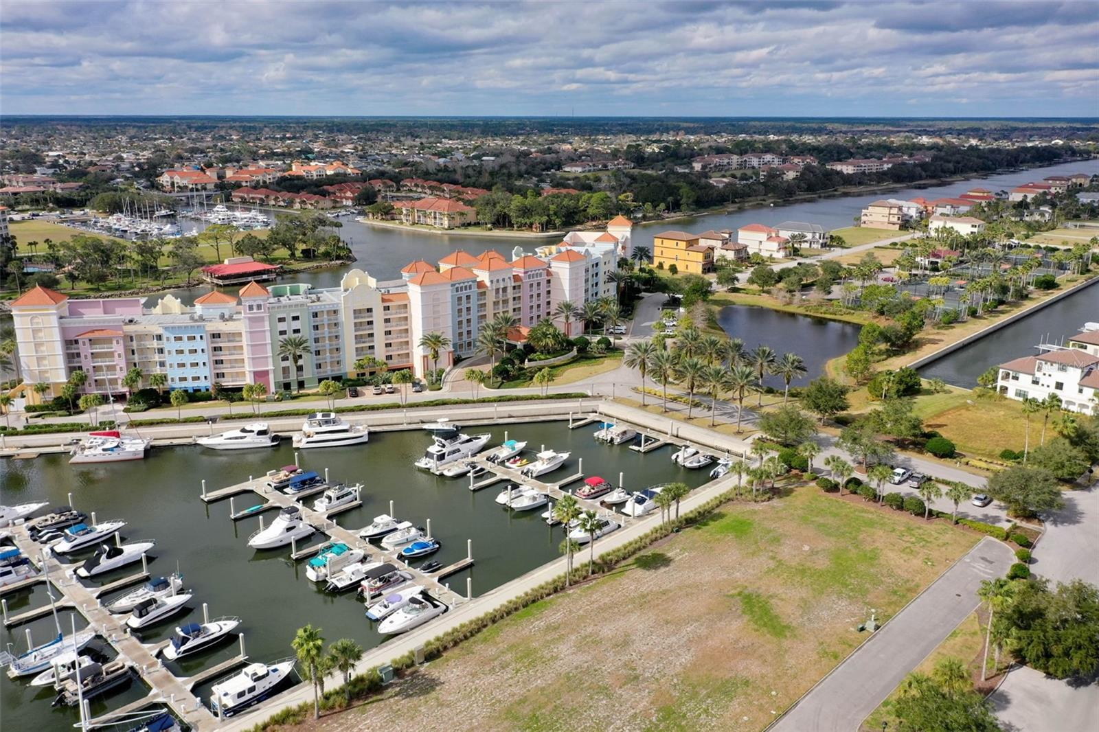 262 YACHT HARBOR DR, PALM COAST, FL, 32137